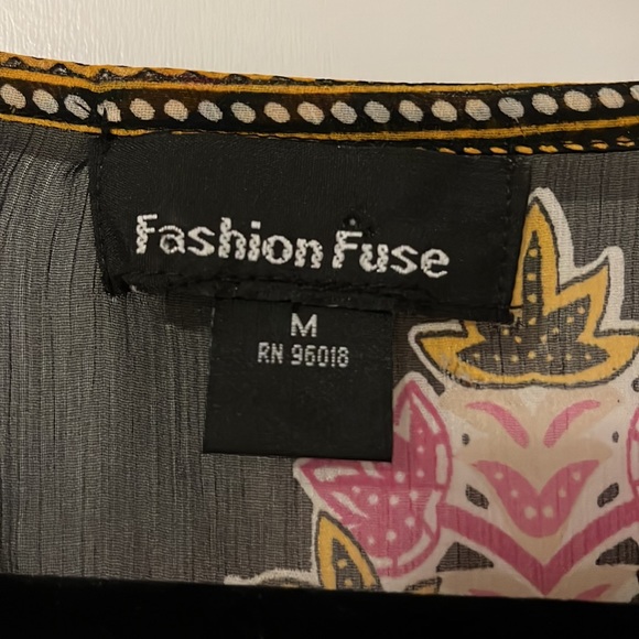 Sheer multi colored medium top - Picture 3 of 3